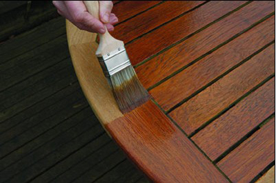 按成膜物質(zhì)劃分的木器涂料與家具膠的種類(lèi)與特點(diǎn)